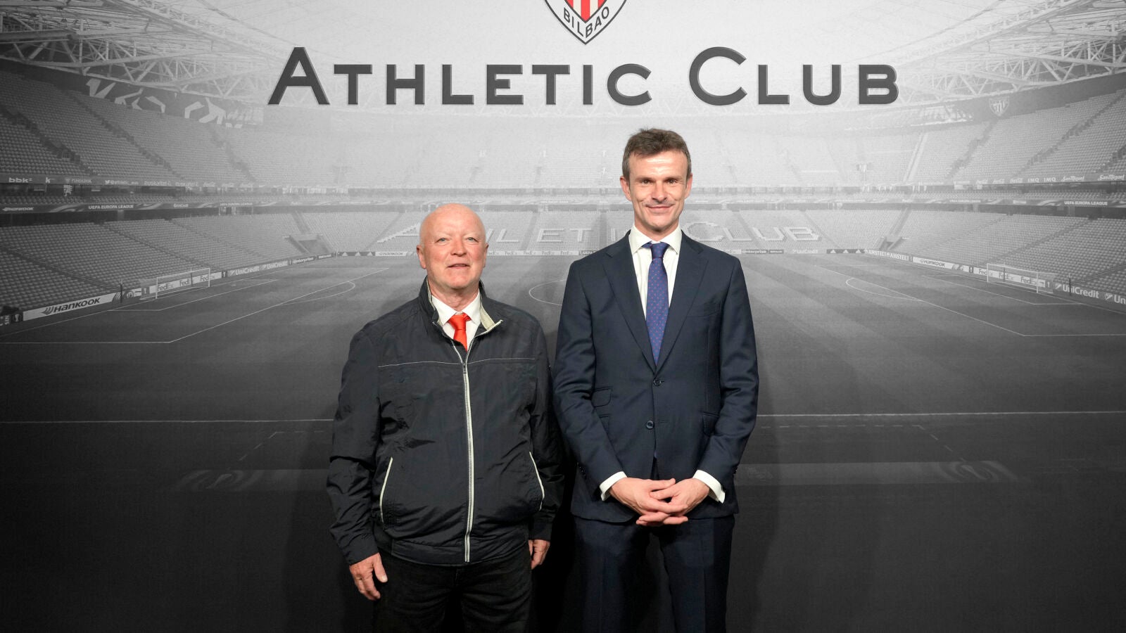 Muere un peñista del Athletic Club tras ver el paso de la gabarra en Bilbao