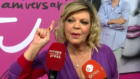 Terelu Campos en la alfombra roja del concierto de Isabel Pantoja Terelu Campos en la alfombra roja del concierto de Isabel Pantoja