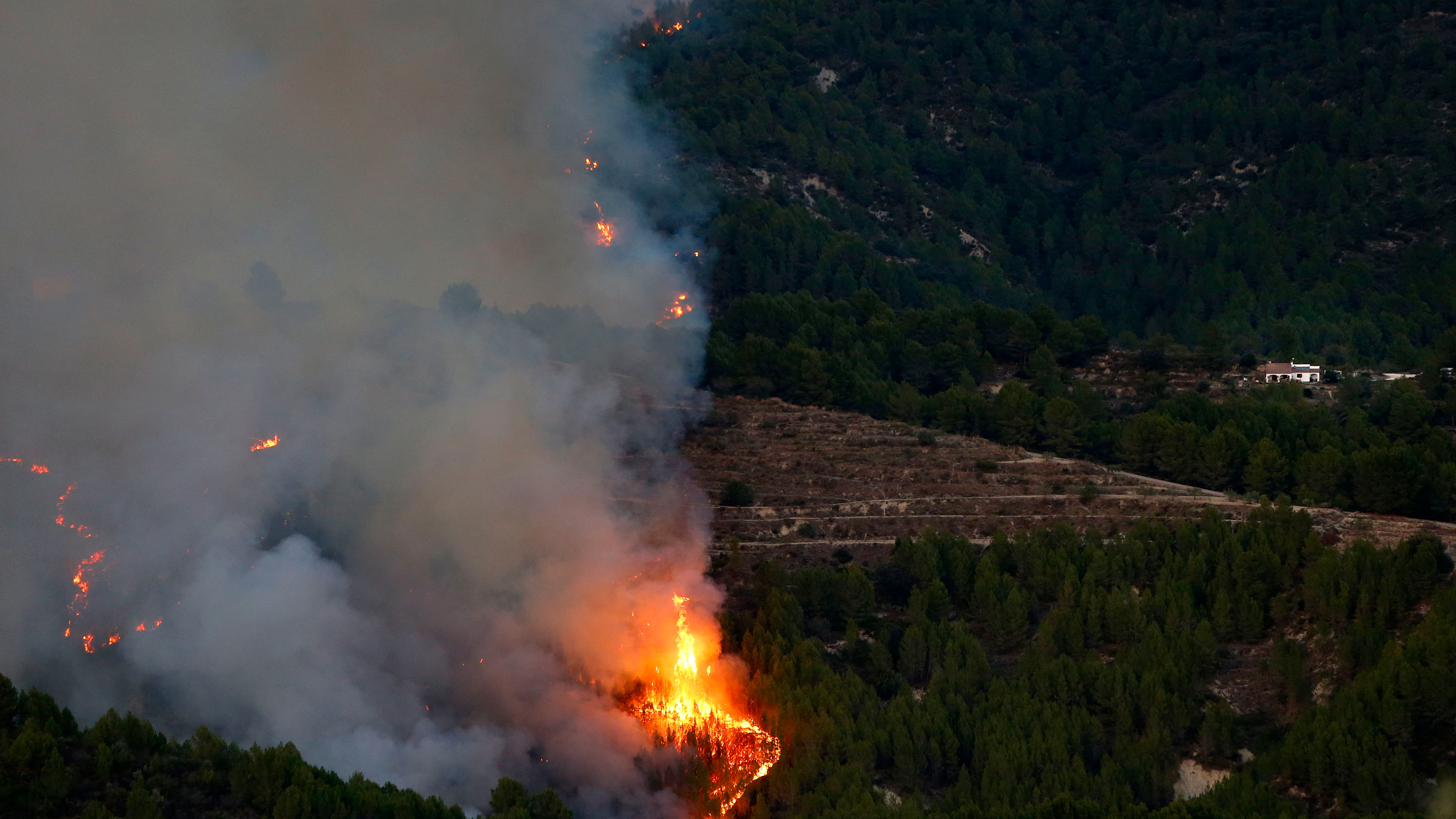 Una imagen del incendio de T&aacute;rbena, en Alicante