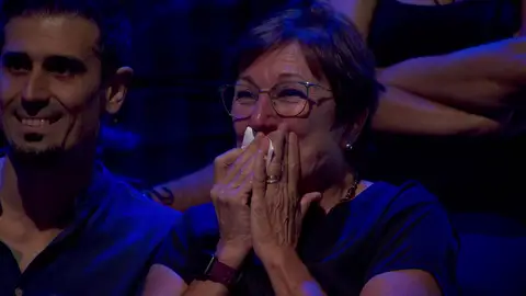 ¡Reacción en directo! La emotiva sorpresa de un talent a su abuela ¡Reacción en directo! La emotiva sorpresa de un talent a su abuela