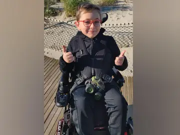 Tiago, el pequeño de 9 años con atrofia espinal muscular Tiago, el pequeño de 9 años con atrofia espinal muscular