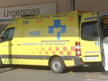 Foto de archivo de una ambulancia de Logroño Foto de archivo de una ambulancia de Logroño