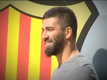 Los destrozos de Arda Turan en la mansión en la que vivía en Barcelona: las reparaciones ascienden a 230.000 euros Los destrozos de Arda Turan en la mansión en la que vivía en Barcelona: las reparaciones ascienden a 230.000 euros