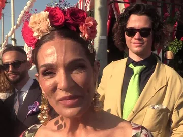 Raquel Bollo, con su hijo Manuel y Bosco Martínez-Bordiú Raquel Bollo, con su hijo Manuel y Bosco Martínez-Bordiú