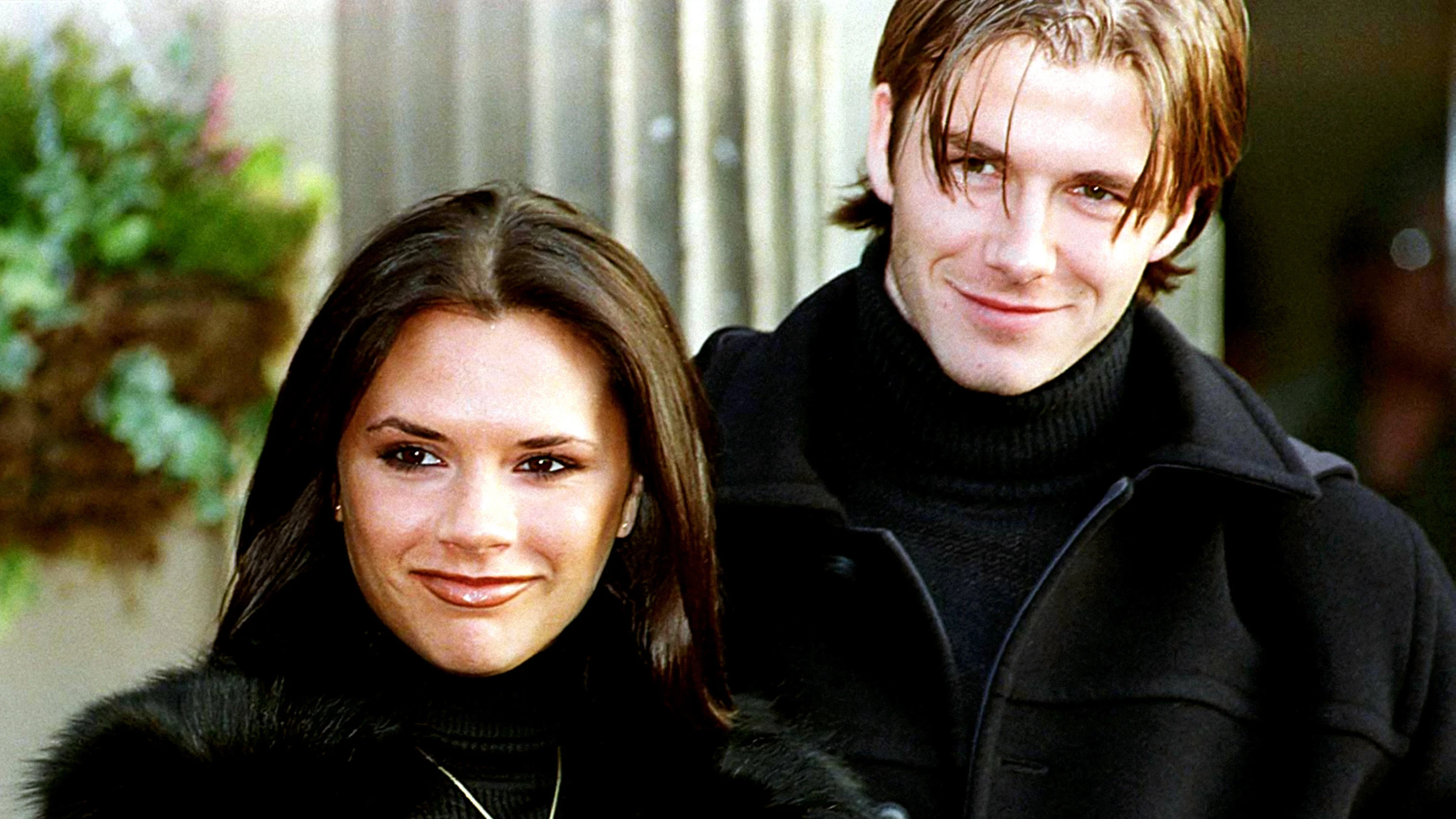 Victoria Beckham y David, en 1998