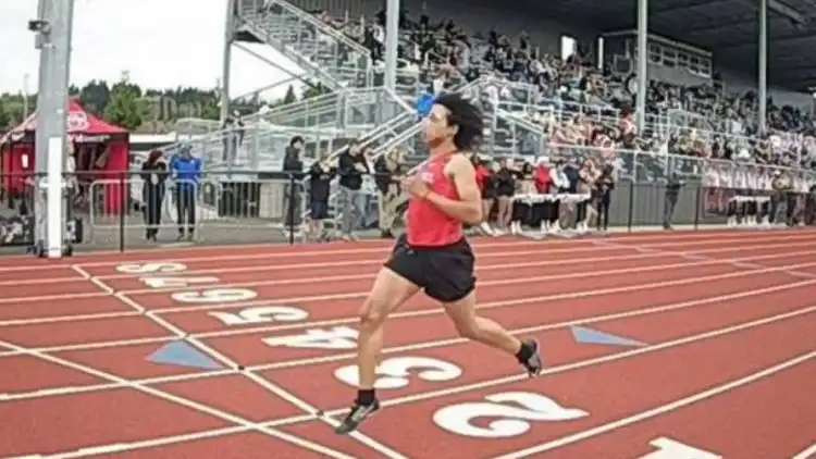 La atleta trans Aayden Gallagher La atleta trans Aayden Gallagher