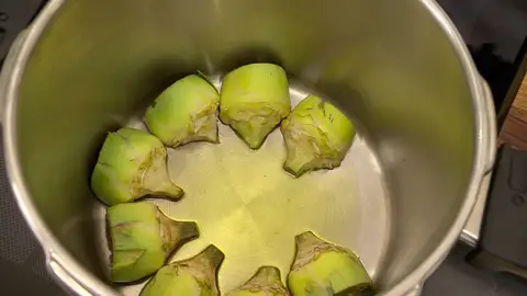 Rehógalas a fuego suave medio hasta que se doren Rehógalas a fuego suave medio hasta que se doren