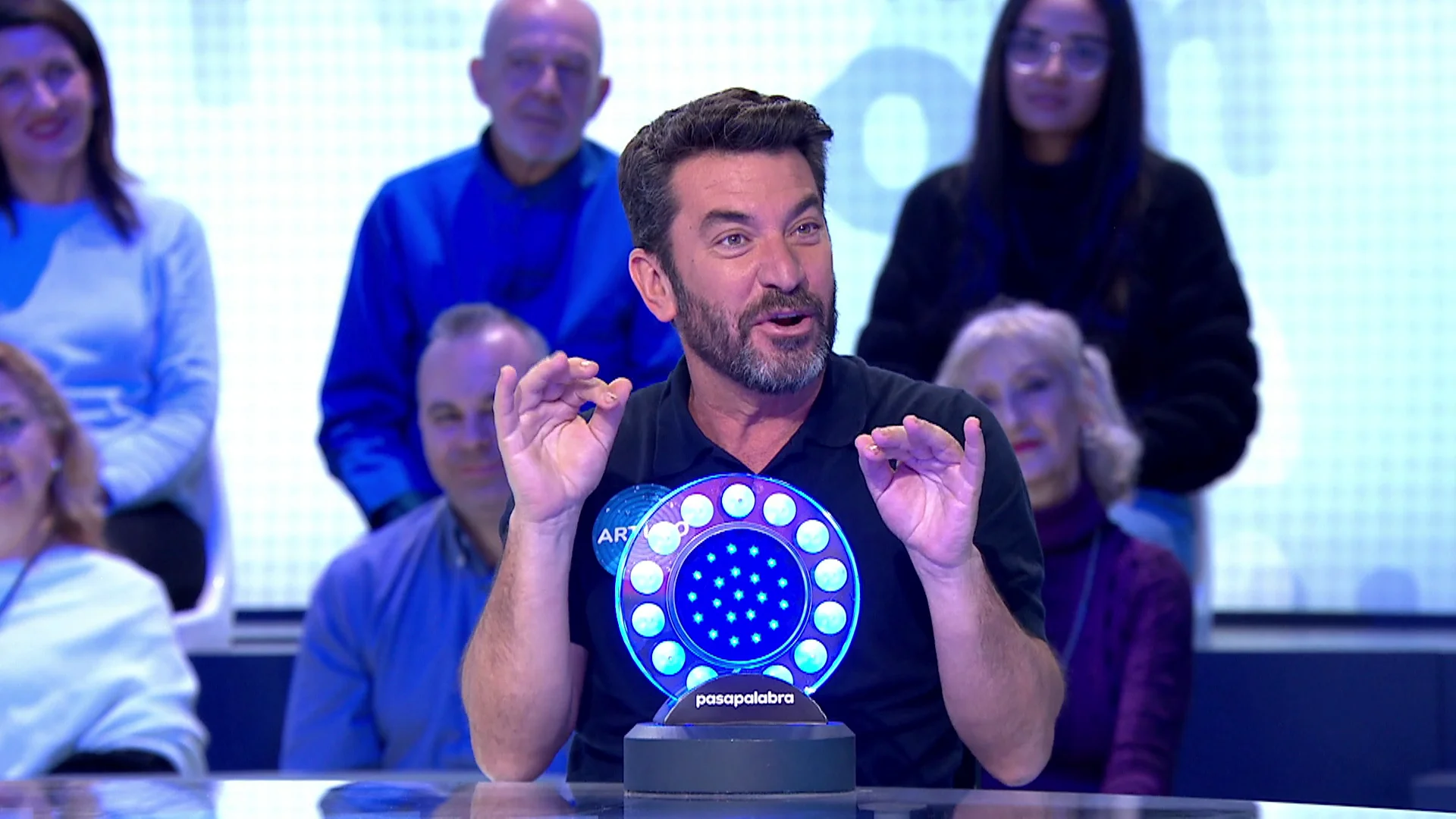 Arturo Valls canta ‘Billie Jean’ en directo… ¡versión ASMR! Arturo Valls canta ‘Billie Jean’ en directo… ¡versión ASMR!