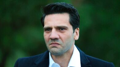 Ilgaz, roto de dolor, promete vengar la muerte de su padre y hacer justicia: “Me sangra el corazón”