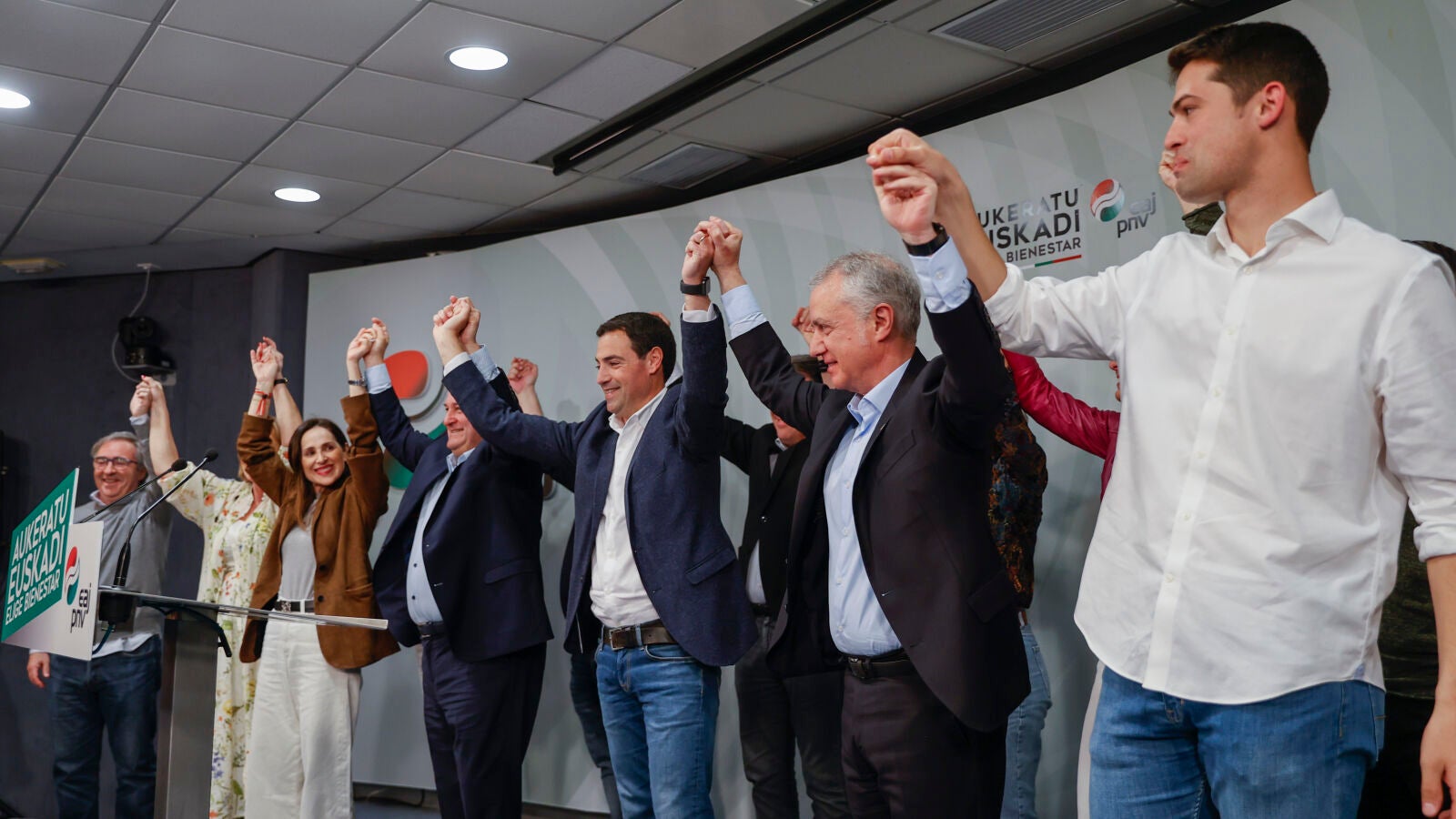 PNV celebra su victoria en las elecciones de País Vasco 2024: 