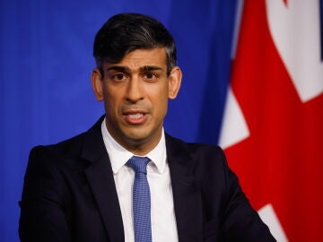 British PM Sunak holds press conference on government's controversial Rwanda policy