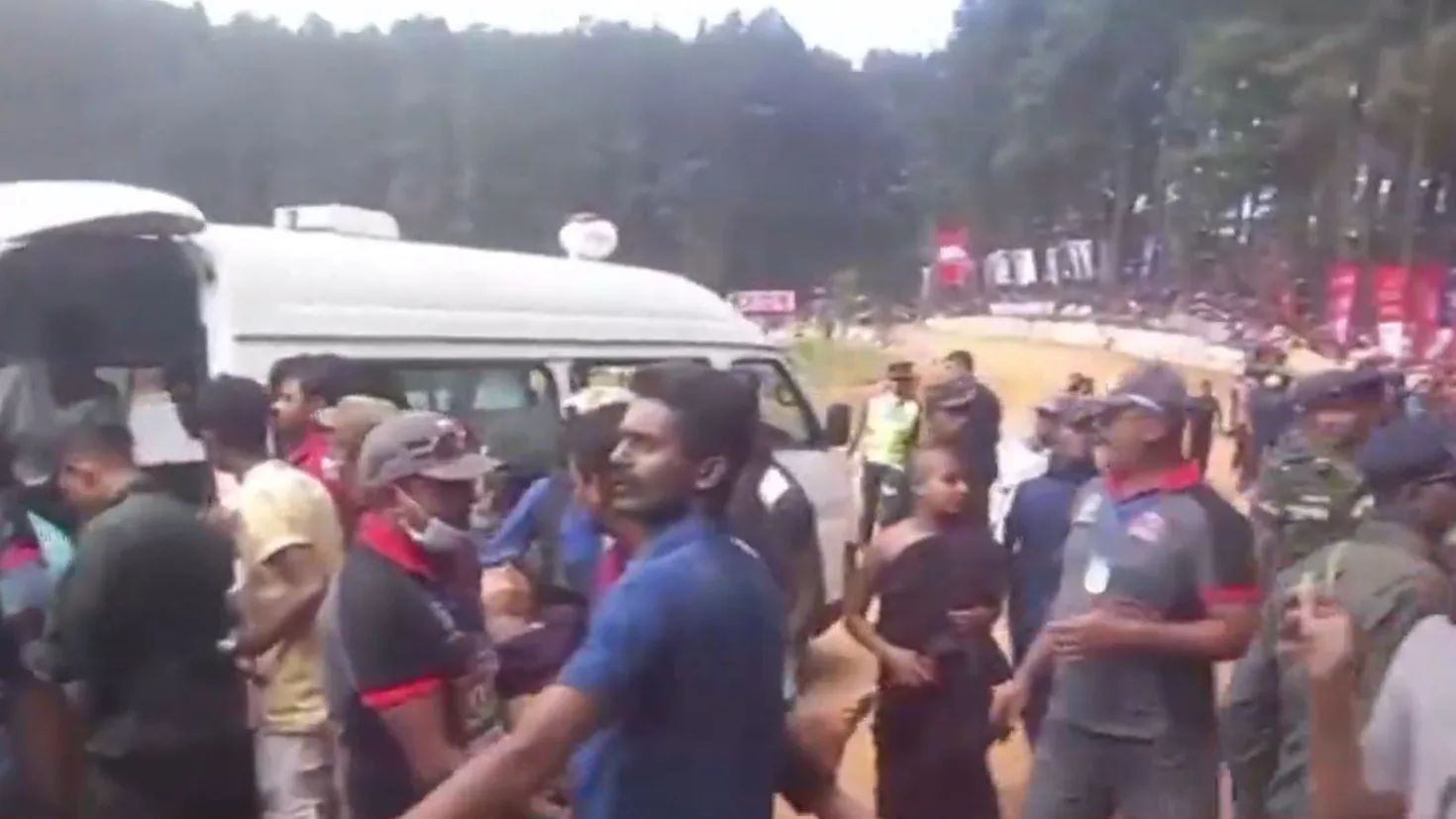 Imágenes posteriores al atropello mortal en un rally en Sri Lanka Imágenes posteriores al atropello mortal en un rally en Sri Lanka
