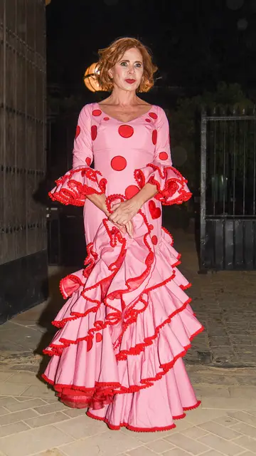 El traje de flamenca de Ágatha Ruiz de la Prada El traje de flamenca de Ágatha Ruiz de la Prada
