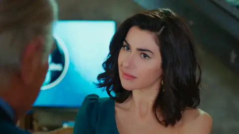 Polémica entre Sahika y Hasan Ali Polémica entre Sahika y Hasan Ali