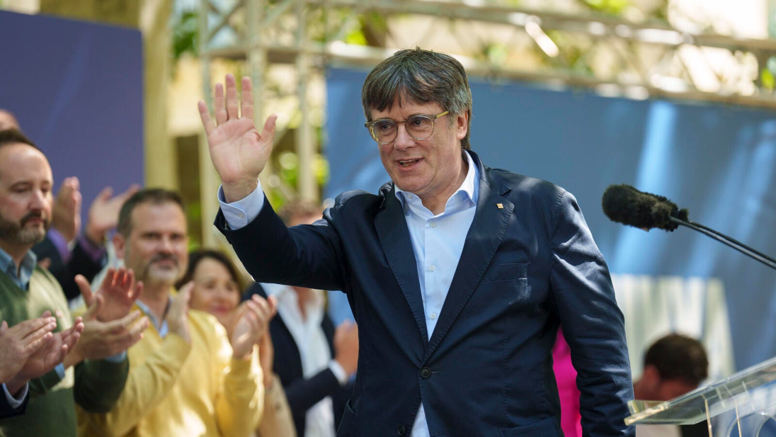 El Constitucional avala que Puigdemont pueda presentarse a las elecciones catalanas con el DNI caducado
