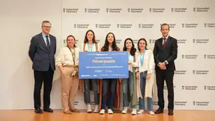Cuatro alumnas de Vigo obtienen el primer puesto en u proyecto de la Universidad de Villanueva