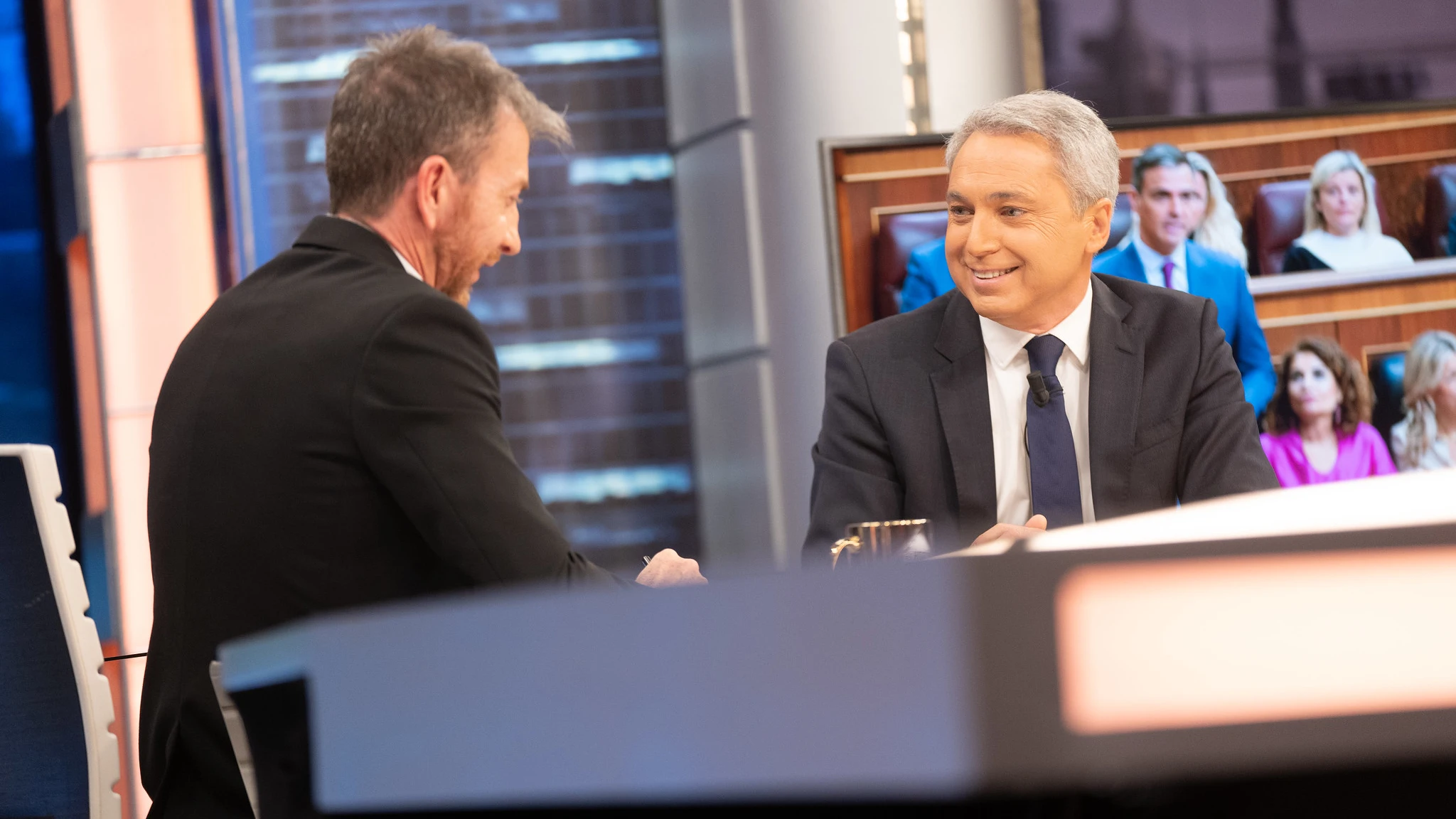 ¿Afecta la carta de Sánchez a las elecciones catalanas? Vicente Vallés lo analiza en El Hormiguero ¿Afecta la carta de Sánchez a las elecciones catalanas? Vicente Vallés lo analiza en El Hormiguero