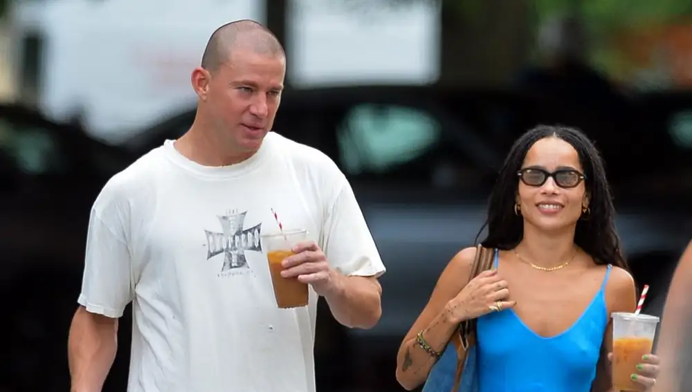 Channing Tatum y Zoe Kravitz paseando al principio de su relación en 2022 Channing Tatum y Zoe Kravitz paseando al principio de su relación en 2022
