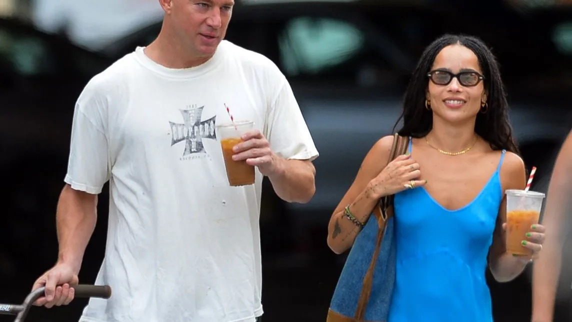  Channing Tatum y Zoe Kravitz paseando al principio de su relaci&oacute;n en 2022