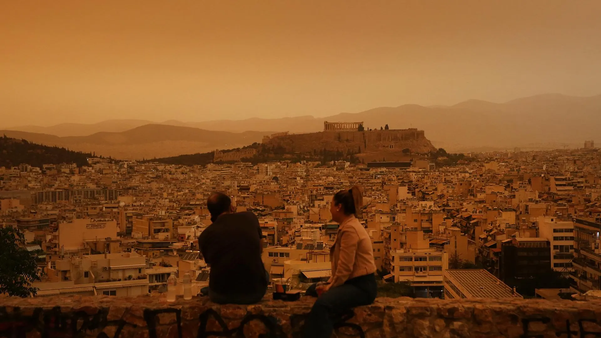 Atenas durante un episodio de calima Atenas durante un episodio de calima