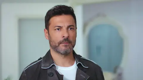 ¡Ender, en shock! Kaya se presenta por sorpresa en su casa tras una llamada de Sahika ¡Ender, en shock! Kaya se presenta por sorpresa en su casa tras una llamada de Sahika