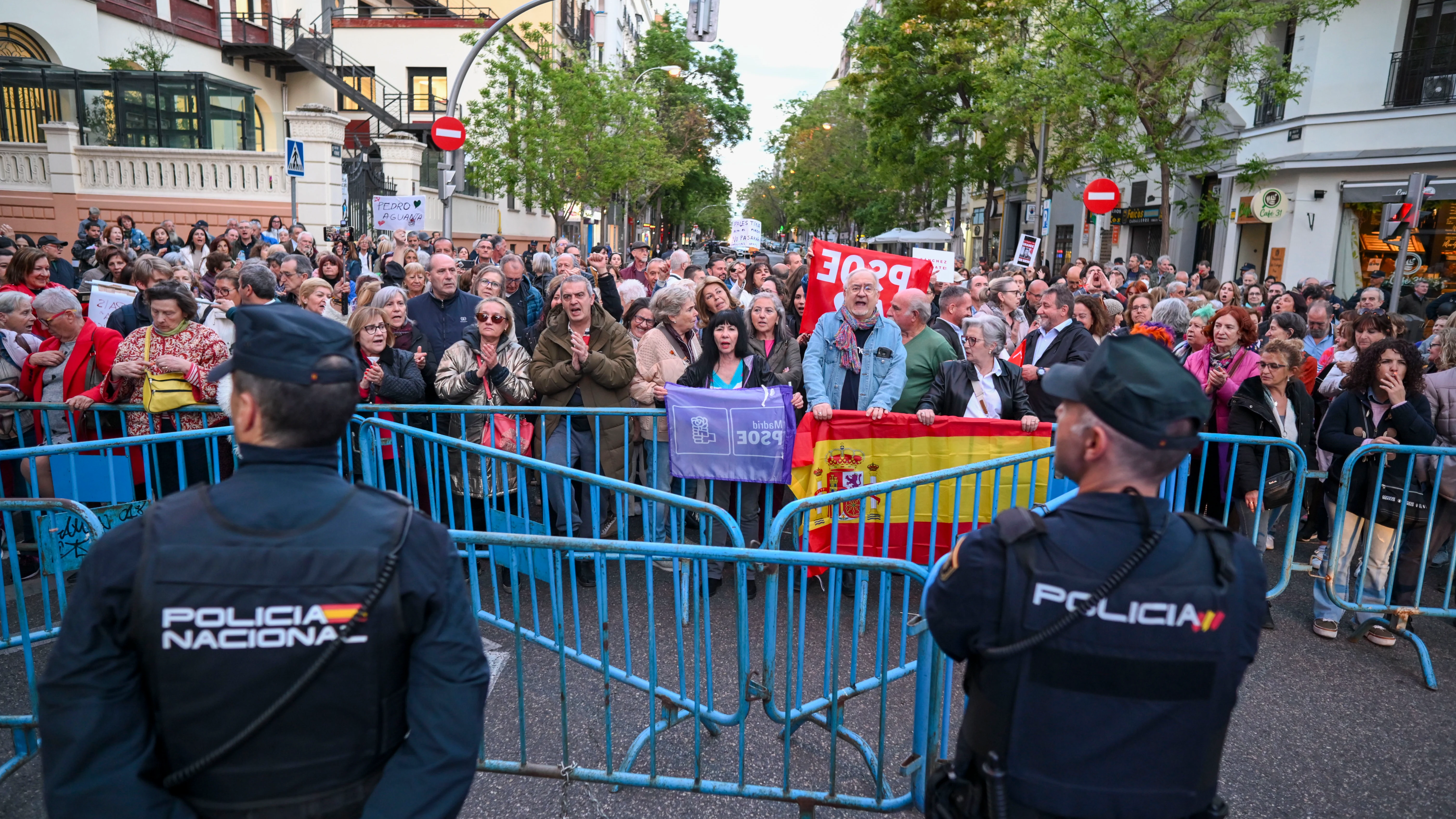 Manifestaci&oacute;n de apoyo a S&aacute;nchez este jueves en Ferraz