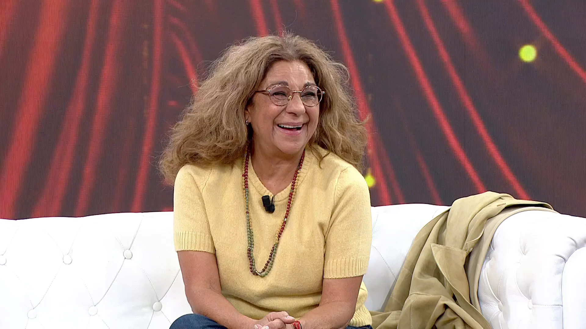 Lolita Flores, sobre Àngel Llàcer tras su bache de salud: "Es pura vida y sin él estamos un poco cojos" Lolita Flores, sobre Àngel Llàcer tras su bache de salud: "Es pura vida y sin él estamos un poco cojos"