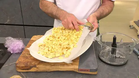 Introdúcelos en una picadora Introdúcelos en una picadora