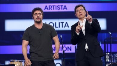 La mezcla ¿imposible?: David Bustamante canta ‘Cuando tu vas’ de Chenoa… ¡estilo Lolita!