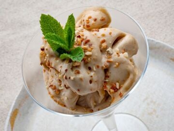 Helado de plátano y café, un postre exquisito de Karlos Arguiñano