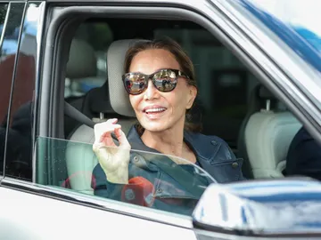 Isabel Preysler, a la salida del hospital Isabel Preysler, a la salida del hospital