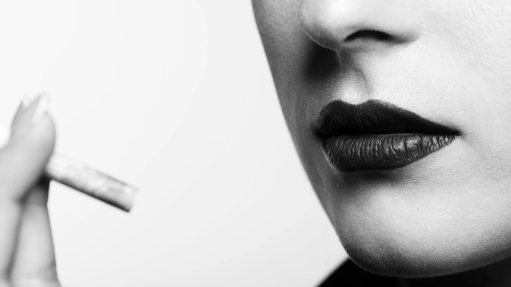 Maquillaje en blanco y negro