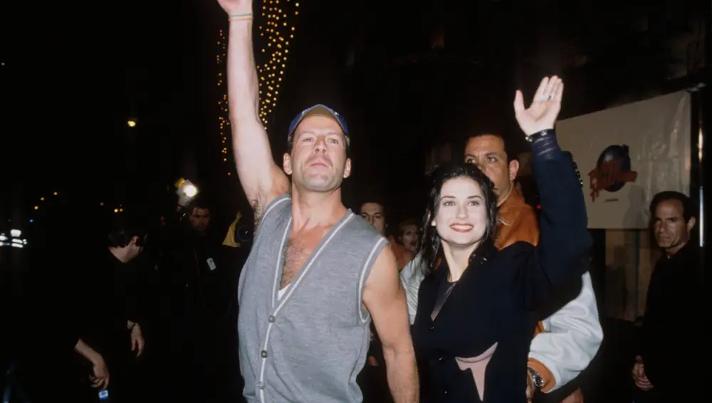 Bruce Willis y Demi Moore en los Globos de Oro de 1990