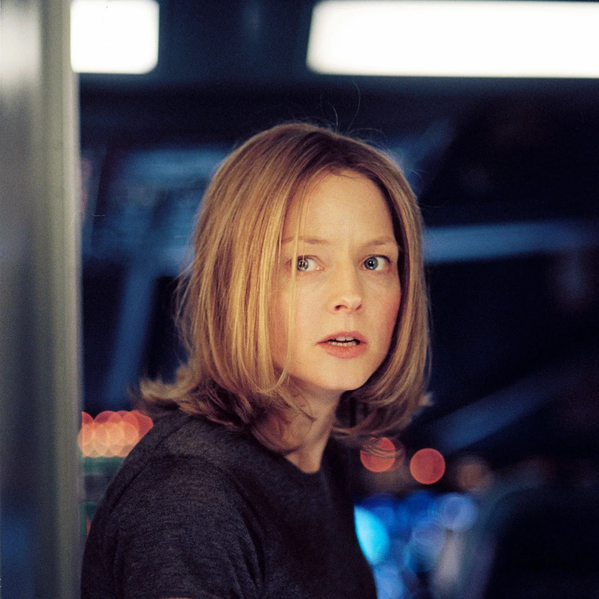 La trágica vida de Jodie Foster: Abandonada por su padre, atacada por un león y forzada a salir del armario