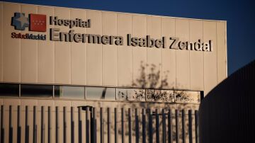 Abre sus puertas el Centro Especializado de Atención Diurna para la ELA en el Zendal con sus primeros pacientes