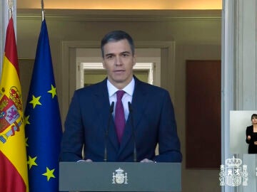 Captura de video de la señal institucional de La Monclao, de la comparecencia del presidente del Gobierno, Pedro Sánchez,