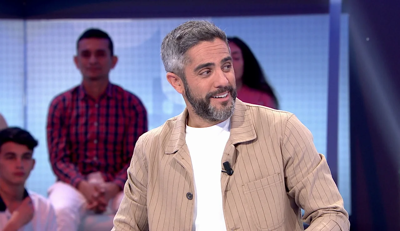 ¿Nuevo presentador de Pasapalabra? Chema Martínez bromea con quitarle el puesto a Roberto Leal