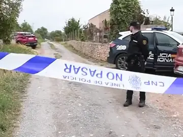 Un hombre mata a su madre y su hermano en Manacor y prende fuego a la casa Un hombre mata a su madre y su hermano en Manacor y prende fuego a la casa