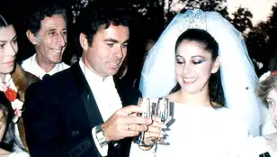 Las imágenes inéditas de la boda de Paquirri e Isabel Pantoja, celebrada hace 41 años en Sevilla