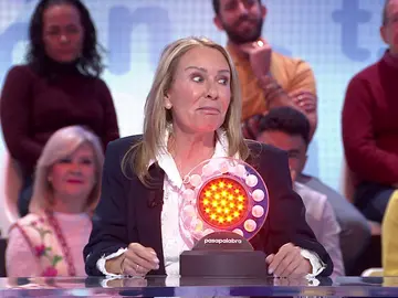 “¿A dónde vas?”: Marina Castaño se pasa de frenada en La Pista “¿A dónde vas?”: Marina Castaño se pasa de frenada en La Pista