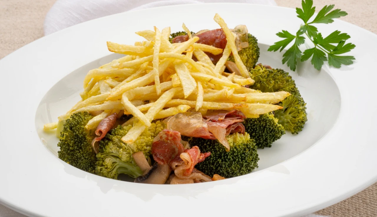 Brócoli con champiñones y patatas, de Arguiñano: &quot;La receta que levanta el ánimo y ayuda al crecimiento del pelo&quot;