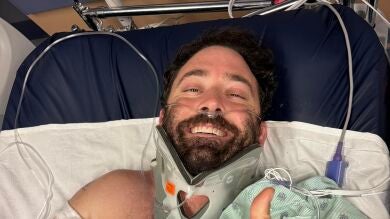 VÍDEO: El youtuber Anthony Vella sobrevive a una aterradora caída de 25 metros en parapente