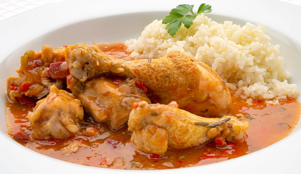Pollo al chilindrón, de Arguiñano: &quot;La receta perfecta para celebrar el Día de la Madre&quot;