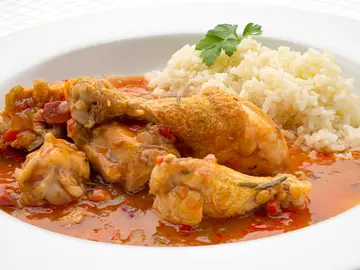 Pollo al chilindrón, de Arguiñano: &quot;La receta perfecta para celebrar el Día de la Madre&quot;