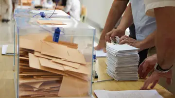 Mesa electoral, imagen de archivo Mesa electoral, imagen de archivo