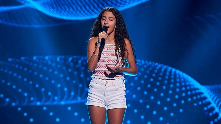 Paula conquista el escenario con su espectacular voz al interpretar &lsquo;Never enough&rsquo;
