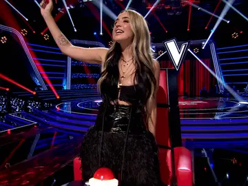 Lola Índigo regala un momento inolvidable en La Voz Kids cantando a capella ‘Toy Story’ Lola Índigo regala un momento inolvidable en La Voz Kids cantando a capella ‘Toy Story’