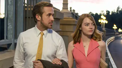 Ryan Gosling y Emma Stone en La La Land Ryan Gosling y Emma Stone en La La Land