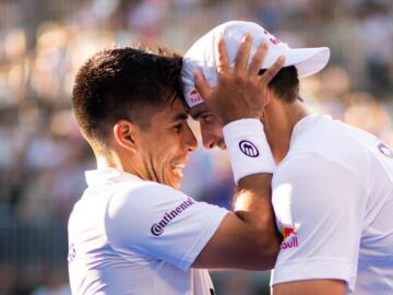 Chingotto y Galán celebran el título en Sevilla
