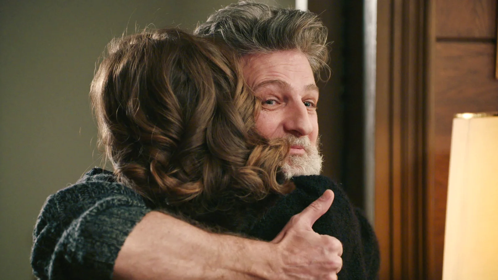 La sorpresa que puede cambiarlo todo: ¡Jaime vuelve a casa y Marta se queda en shock al recibirle! La sorpresa que puede cambiarlo todo: ¡Jaime vuelve a casa y Marta se queda en shock al recibirle!
